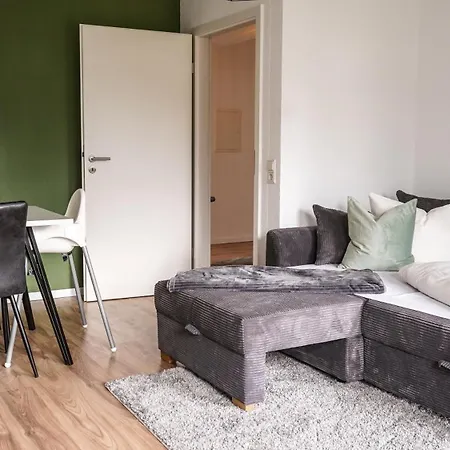 Exklusives Ferien-appartement Mit Pool- Und Saunazugang Fuer Bis Zu 4 Personen Apartment